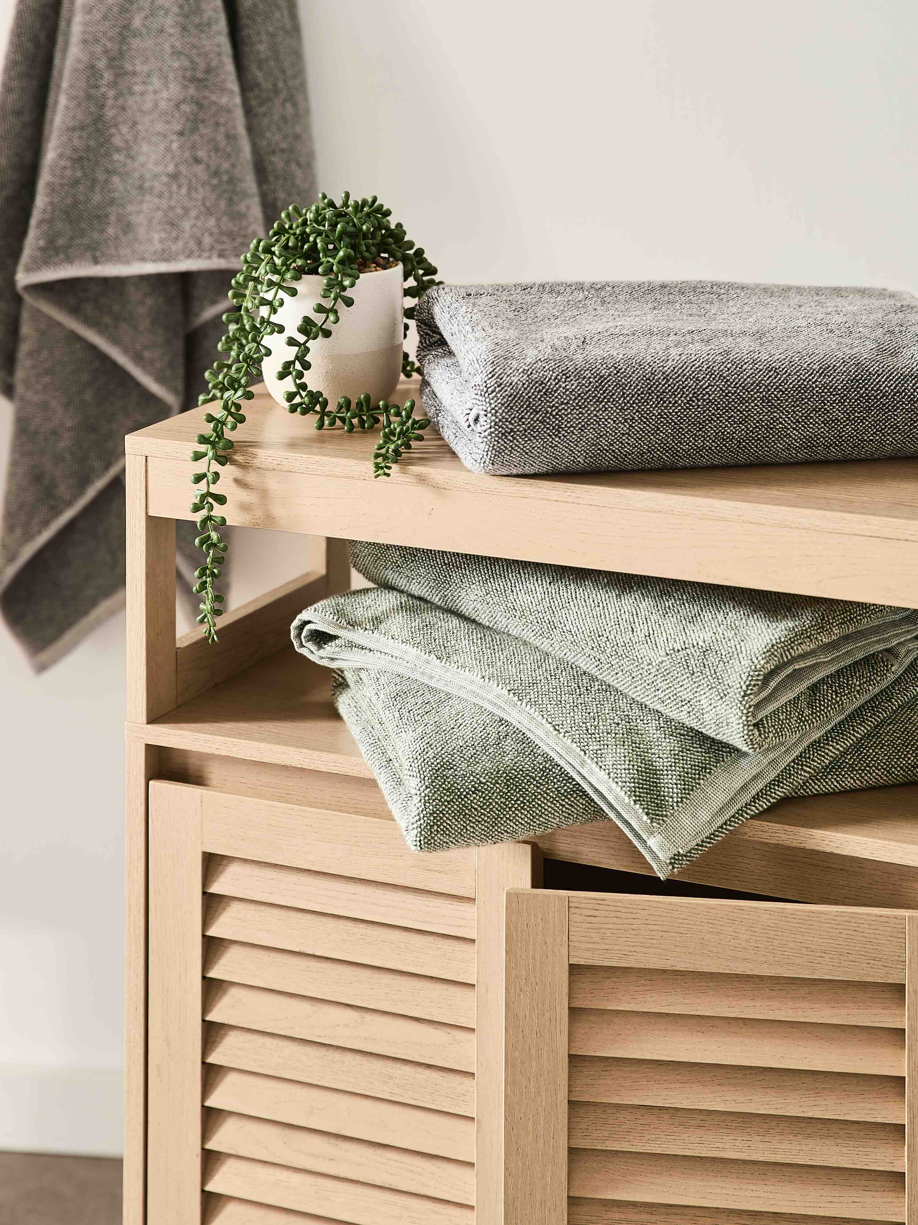 Bathroom towels and shelf styling